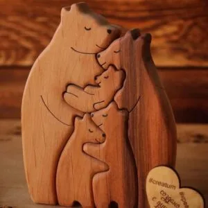 ABRAZO EN FAMILA (es un "Mística")  (6  Pzs. armado de madera fina)